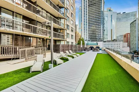 Exterior - 33 W Delaware Pl #9K, Chicago, IL 60610 photo 3 of 7