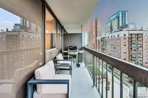 Exterior - 33 W Delaware Pl #9K, Chicago, IL 60610 photo 1 of 7