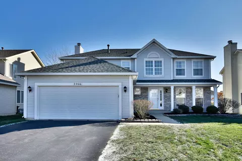 2266 Jason Dr, Montgomery, IL 60538