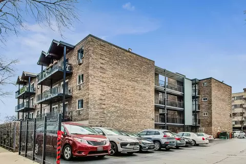 1321 W Birchwood Ave #107, Chicago, IL 60626