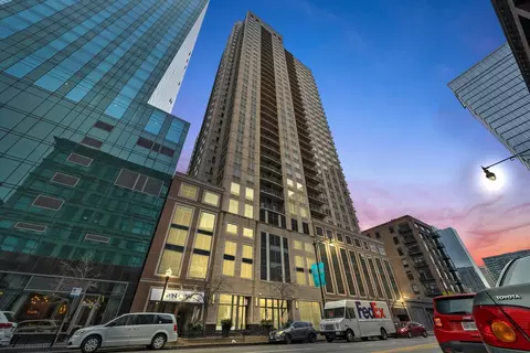 1111 S Wabash Ave #1905, Chicago, IL 60605