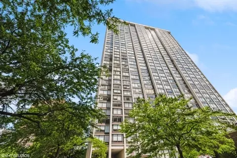 5455 N Sheridan Rd #704, Chicago, IL 60640