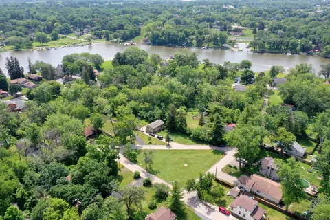 28993 W Park St, Cary, IL 60013