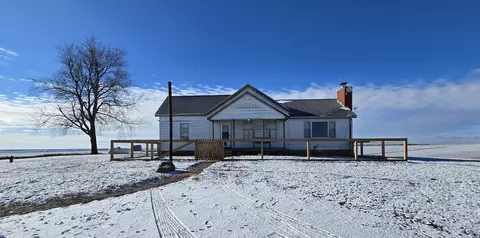 1243 E 1675 North Rd, Danvers, IL 61732
