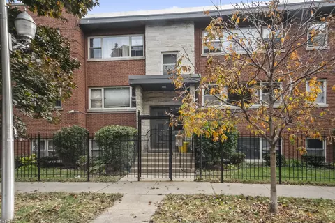 7511 N Damen Ave #DG, Chicago, IL 60645