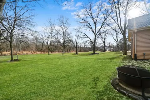Exterior - 20451 Wolf Rd, Mokena, IL 60448 photo 6 of 8