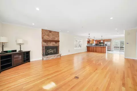 Living - 20451 Wolf Rd, Mokena, IL 60448 photo 3 of 9