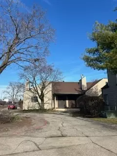 3301 Beacon St #69, North Chicago, IL 60064