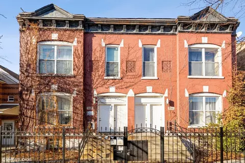 1538 N Rockwell St #1R, Chicago, IL 60622