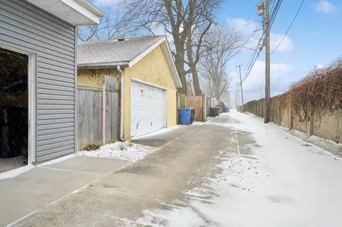 Other - 1432 W Juneway Ter, Chicago, IL 60626 photo 6 of 6