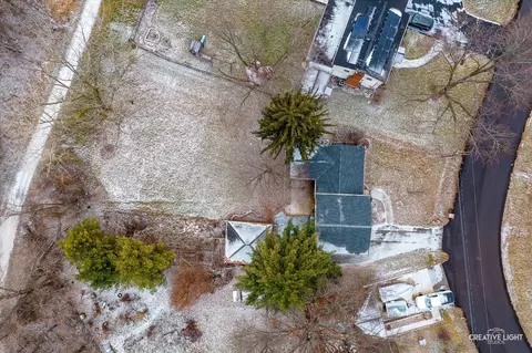 View/Area - 7 S327 Midfield Dr, Aurora, IL 60506 photo 1 of 5