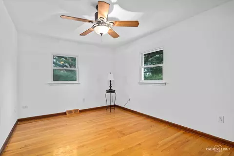 Bedroom - 7 S327 Midfield Dr, Aurora, IL 60506 photo 2 of 3