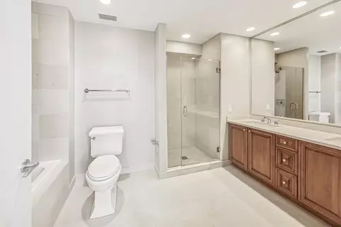 60 E Monroe St #3704, Chicago, IL 60603 photo 21