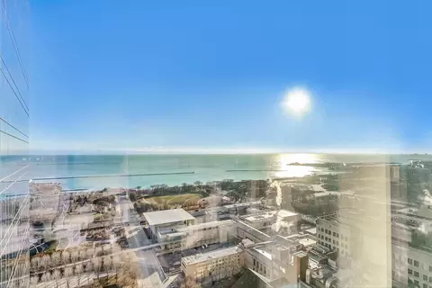60 E Monroe St #3704, Chicago, IL 60603 photo 9