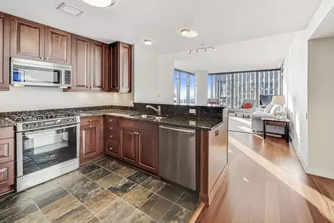 60 E Monroe St #3704, Chicago, IL 60603 photo 13