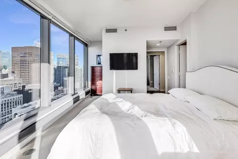 60 E Monroe St #3704, Chicago, IL 60603 photo 17