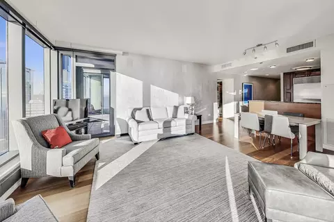 60 E Monroe St #3704, Chicago, IL 60603 photo 7