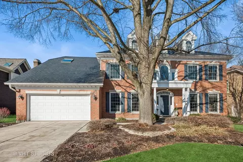 1221 Midwest Ln, Wheaton, IL 60189