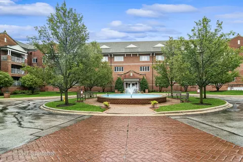 460 S Northwest Hwy #412, Park Ridge, IL 60068