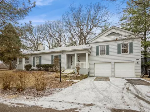 248 Summit Dr, Tower Lakes, IL 60010