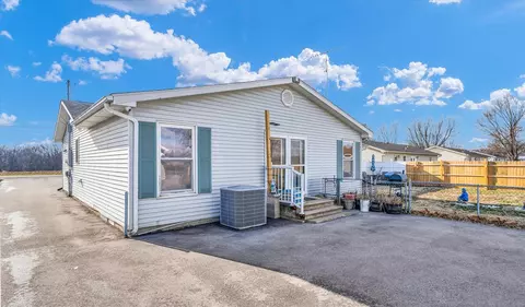 803 E Blackburn St, Paris, IL 61944 photo 29