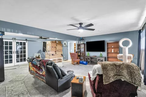 803 E Blackburn St, Paris, IL 61944 photo 7