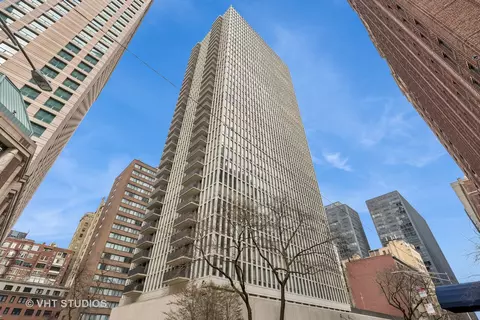 200 E Delaware Pl #28B, Chicago, IL 60611 photo 2