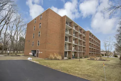 255 S West Ave #505, Elmhurst, IL 60126