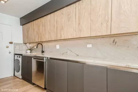 Other - 1 E Schiller St #16B, Chicago, IL 60610 photo 2 of 2