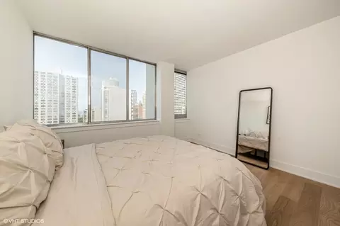 Bedroom - 1 E Schiller St #16B, Chicago, IL 60610 photo 2 of 4