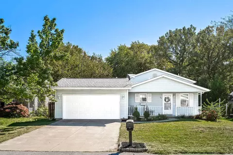 40 Edgewood Ct, Bloomington, IL 61701 photo 25