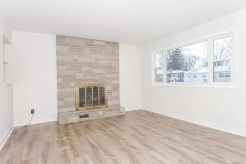 Living - 1101 David Dr, Normal, IL 61761 photo 4 of 4