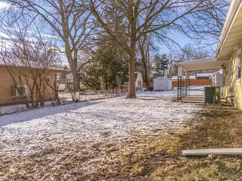 Exterior - 1101 David Dr, Normal, IL 61761 photo 7 of 10
