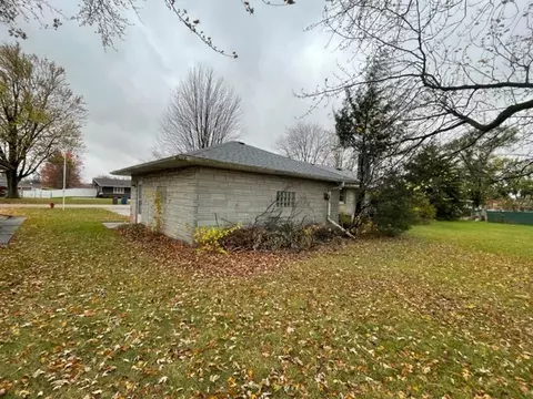 Exterior - 443 Orchard Ln, Beecher, IL 60401 photo 4 of 4