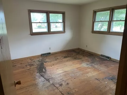 Bedroom - 443 Orchard Ln, Beecher, IL 60401 photo 2 of 3