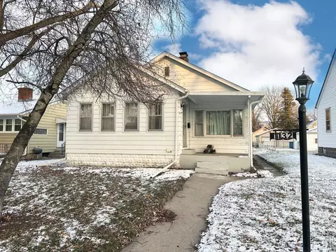 1132 S 6th Ave, Kankakee, IL 60901 photo 2