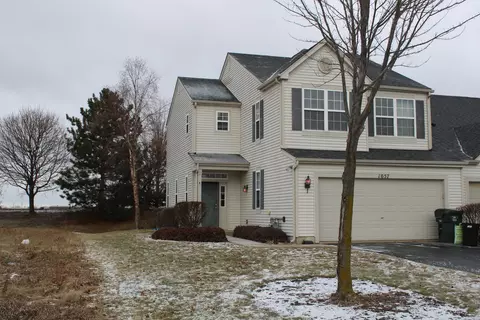1057 Clover Dr, Minooka, IL 60447