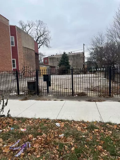 2923 W Jackson Blvd, Chicago, IL 60612