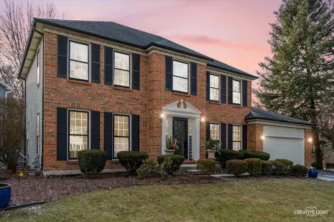 920 Norwood Ct, Naperville, IL 60540