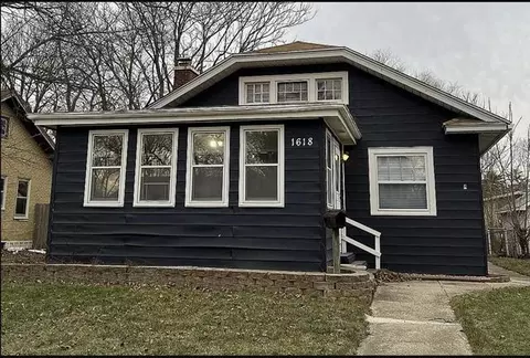 1618 Post Ave, Rockford, IL 61103