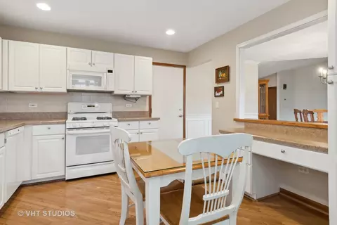 Kitchen - 13309 Red Cedar Ln, Plainfield, IL 60544 photo 1 of 3