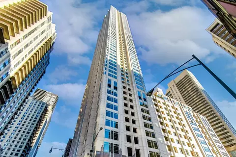 33 W Ontario St #46E, Chicago, IL 60654