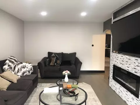 2850 E 98th St, Chicago, IL 60617 photo 8