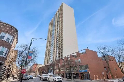 1636 N Wells St #1712, Chicago, IL 60614