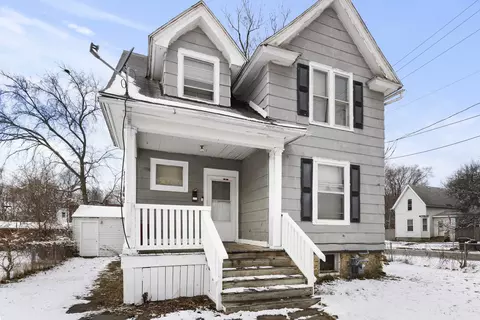 128 N Hinkley Ave, Rockford, IL 61101