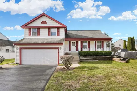 724 Green Castle Ct, West Dundee, IL 60118