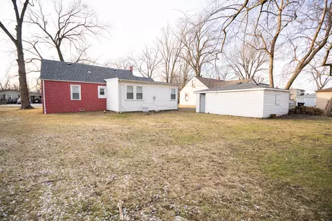 15735 Whipple Ave, Markham, IL 60428 photo 13