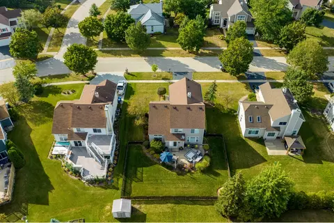 View/Area - 1355 Branden Ln, Bartlett, IL 60103 photo 3 of 5