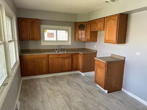 Kitchen - 2962 Sherwood Ave, Markham, IL 60428 photo 1 of 1