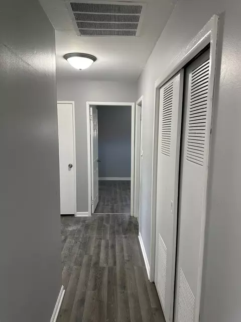 Entry Way - 2962 Sherwood Ave, Markham, IL 60428 photo 1 of 1